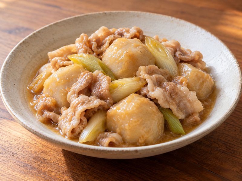 里いもと豚バラの味噌煮の完成イメージ