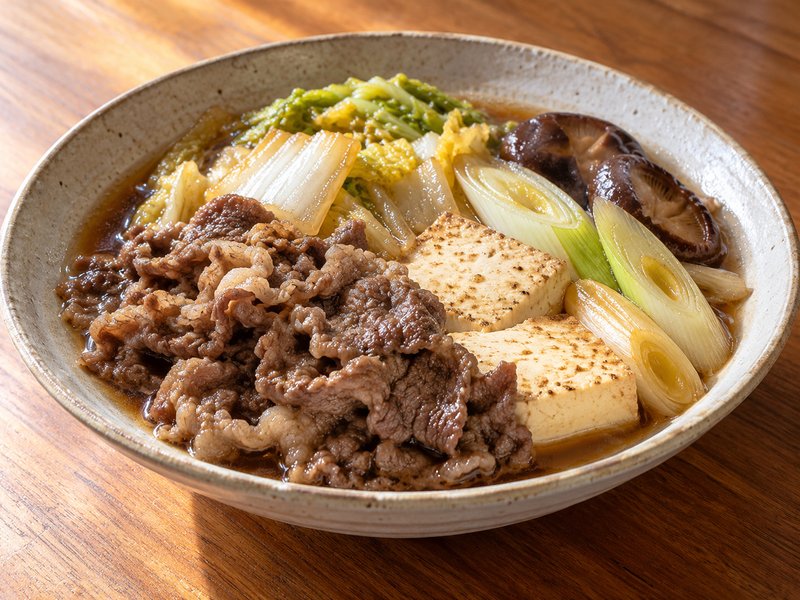 牛肉と豆腐のすき焼き風煮の完成イメージ