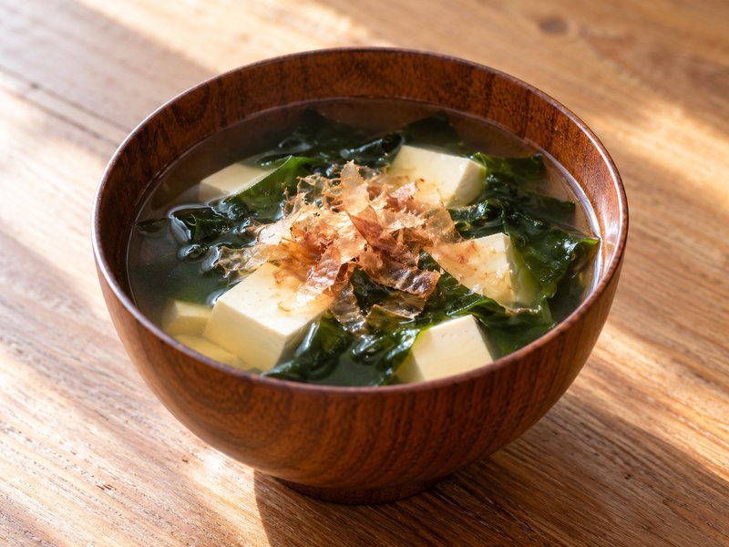 豆腐とわかめのすまし汁の完成イメージ